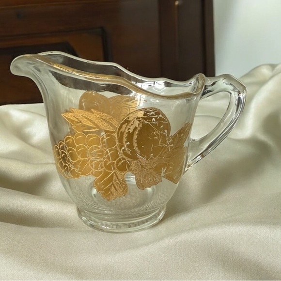 Vintage Paden City Glass Golden Fruit Creamer Pitcher and Sugar Bowl. - Picture 4 of 10